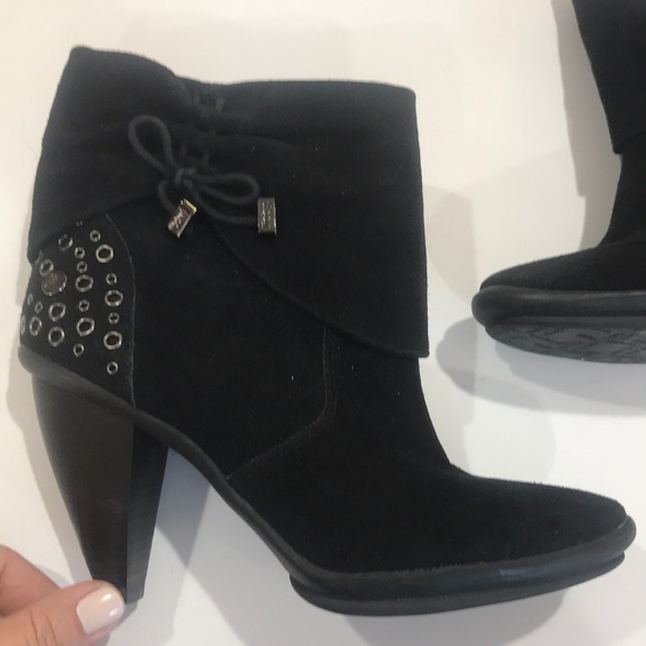libby. edelman Shoes - Libby. Edelman “Paloma” size 6 black booties stud